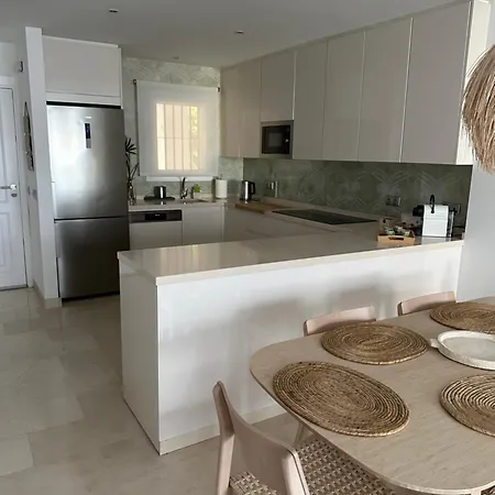 Marbella Golf Garden Apartment