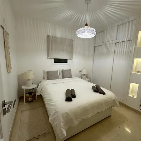 Marbella Golf Garden Apartment *